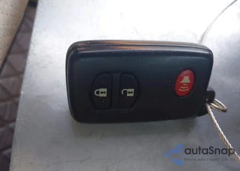 2011 Toyota Prius Two z USA, uszkodzony, nr VIN JTDKN3DU3B0271145